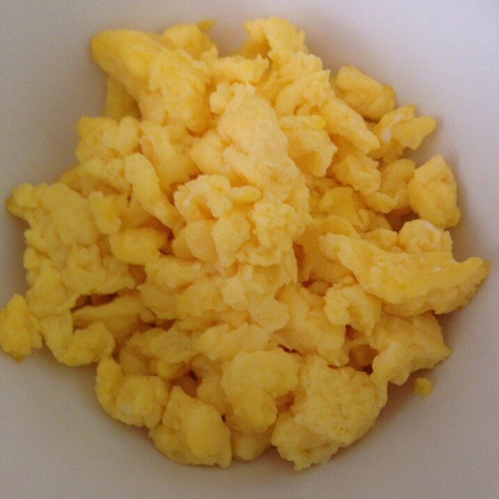 バターで 美味しいスクランブルエッグ レシピ 作り方 By Xmickyx 楽天レシピ